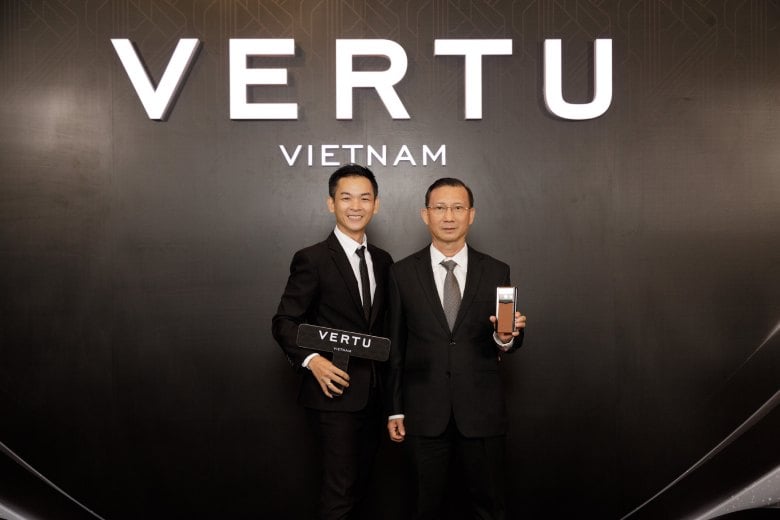 9 8c8c06ad1fd9469bb1bff1217109d83a 1