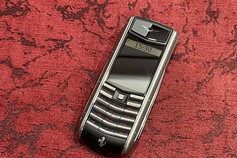 cac-dong-dien-thoai-vertu-5-1-didongviet__1__a1f5d2e9f28d41f5ac5fb1bc365f747e cac dong dien thoai vertu 5 1 didongviet 1 a1f5d2e9f28d41f5ac5fb1bc365f747e 1