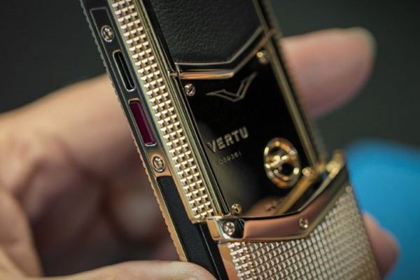 cac tieu chi lua chon dien thoai vertu phu hop didongviet 4 0224ce334ca840bfb3c2b855b9cedf45 grande 2