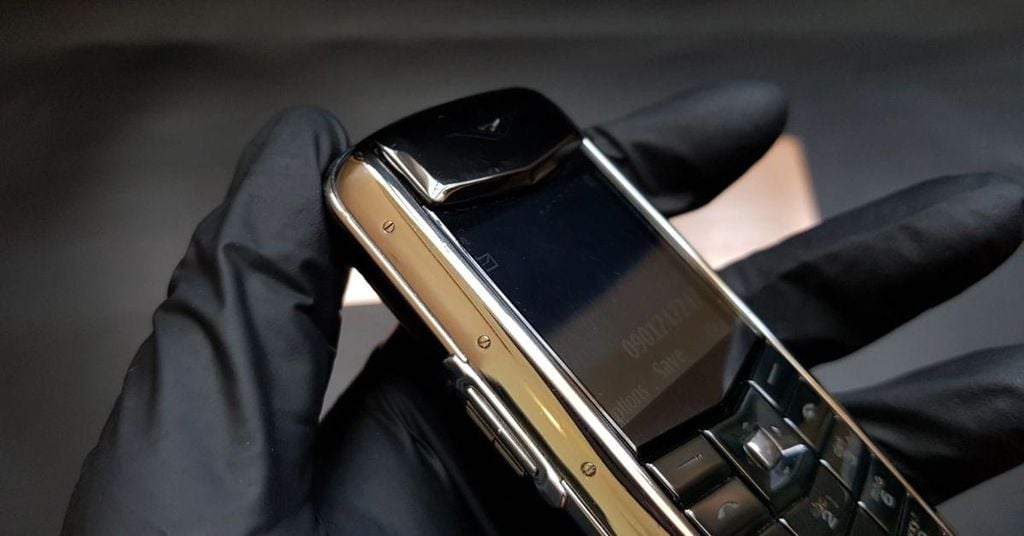 Chat Lieu Da Cua Dien Thoai Vertu Didongviet  1  D7ab7afbb0884782a96d8186b73f512a 1024x1024