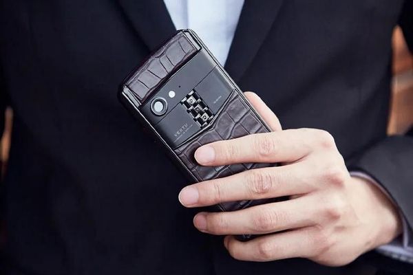 dien thoai vertu cam ung vertuvietnam 2 f97e565b6ea3471dad4856c36c44cda5 grande 1