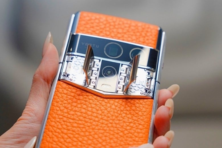 en tay vertu agent q vertu vietnam ai f391aaac20ea44929fde1b265d319d40 5 2