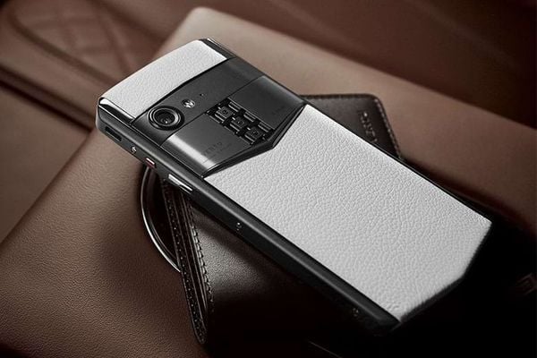 gia dien thoai vertu vertuvietnam 3 3cfcd8d096144f8792c36f69111e031e grande 1