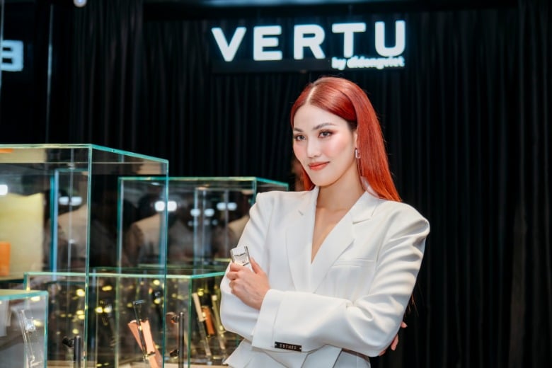 lan khue vertu 2 d9f215386dab423f85cbd1b2d5f6ab3a 1 1