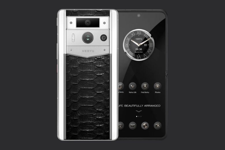 METAVERTU 2 MAX Screen The Fortune Serpent Edition Jade Black 5 METAVERTU 2 MAX Screen The Fortune Serpent Edition Jade Black