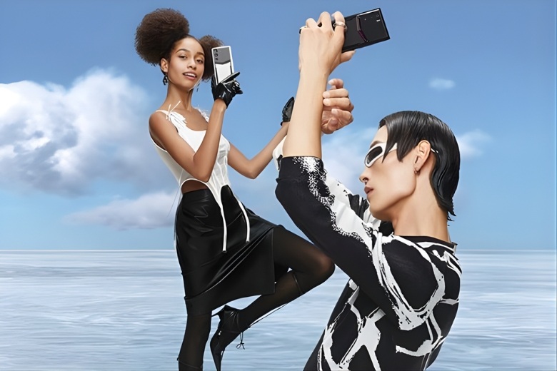 METAVERTU Lizard Leather Gradient Orange Clous De Paris giá bán chính hãng