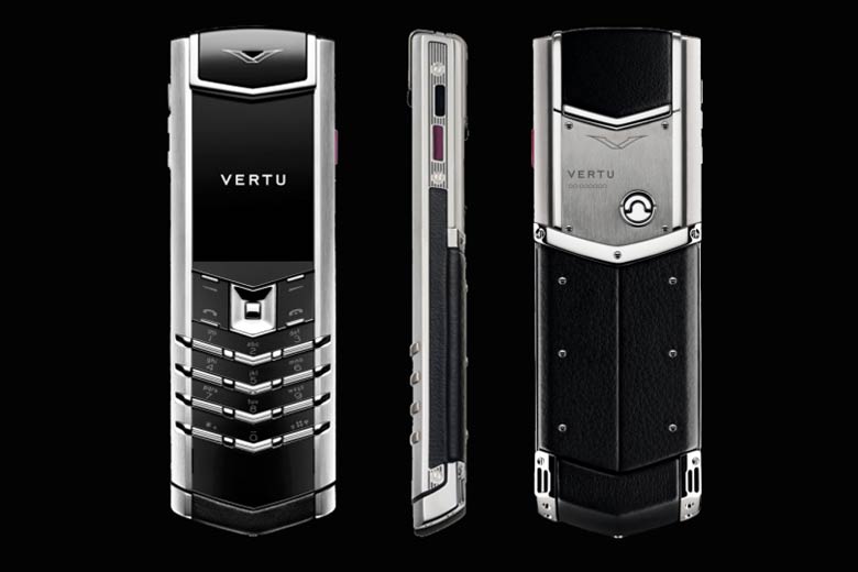 Tại sao bạn nên mua Vertu Signature V Stainless Steel Pure Silver?