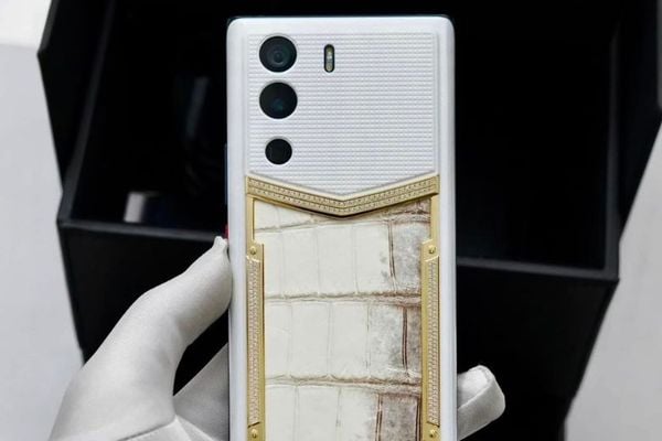 tong hop tat ca cac dong dien thoai vertu hien nay vertuvietnam 1 254e2eea8c86498f9c1a2063f7e99890 grande 1