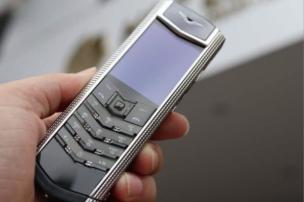 tong hop tat ca cac dong dien thoai vertu hien nay vertuvietnam 3 ed0e336ff81d4d6689d17d65b21bd9f3 grande 1