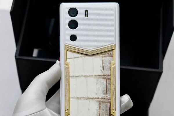 top 5 mau dien thoai metavertu vertuvietnam 1 673f0a205a7b4c439a8ae807cf6c44b4 grande 2