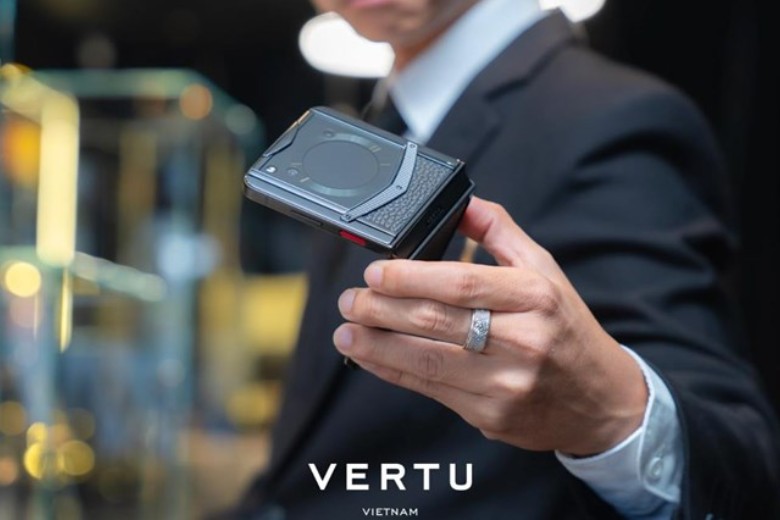 vertu-6_a00910a1eb80431e800d498cdec2f67b vertu 6 a00910a1eb80431e800d498cdec2f67b 2