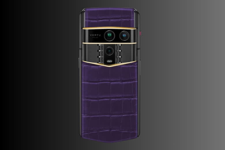 Vertu Agent Q Alligator Quint Gold Diamond Collector’s Edition Grape Purple 1TB