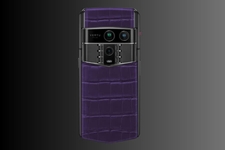Vertu Agent Q Alligator Single Gold Diamond Collector's Edition Grape Purple 1TB 4 Vertu Agent Q Alligator Single Gold Diamond Collector’s Edition Grape Purple 1TB