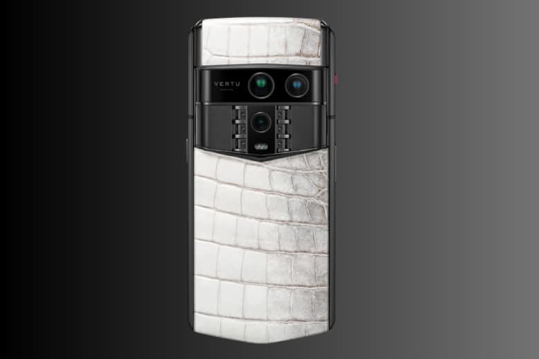 Vertu Agent Q Himalaya Alligator Single Gold Accent Collectors Edition 1tb