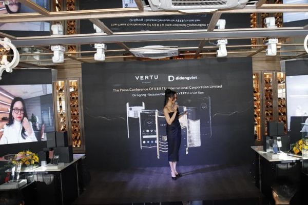 vertu chinh hang viet nam di dong viet 3 a6d5f96e05e54c91af907414b96d2b61 grande 1