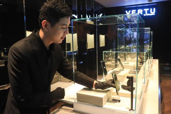 vertu chinh hang viet nam di dong viet 5 f3418a91c6524548b4a4ec46476f35eb grande 2