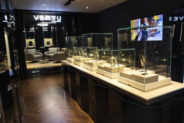 vertu chinh hang viet nam di dong viet 7 2c7aaf5463ab4a32bb8c6e564098827a grande 1