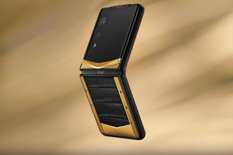 Vertu Quantum Flip Black Twill Carbon Fiber