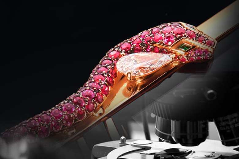 vertu signature v cobra 4 ebf25a5926a44038b952adb711f121a9 1