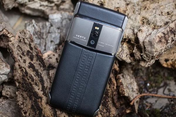 tai sao dien thoai vertu dat didongviet 3 0e55c088f5e9403cac7c97a1aa2d46b3 grande 1