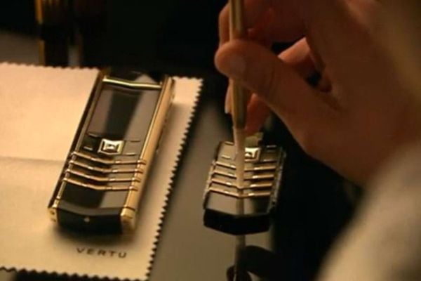 tai sao dien thoai vertu dat didongviet 4 46cacc50446b41008110cb9cb5bdcc33 grande 1