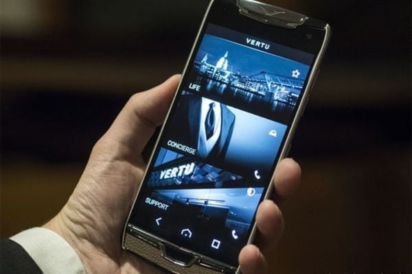 vertu certainty 2 didongviet f8063a09739a4fcf943117ef13487348 grande 1