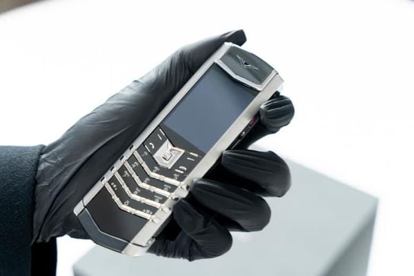 check thông tin Vertu qua Imei