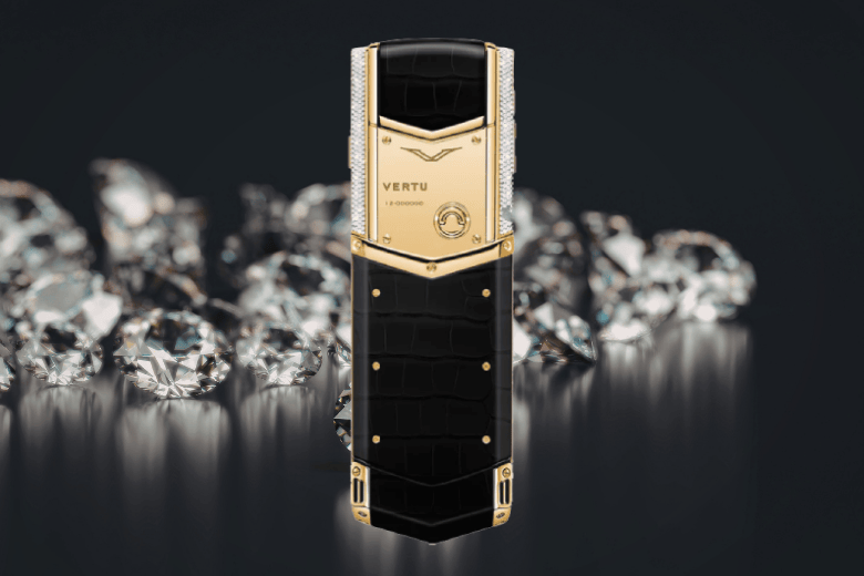 Signature V Gold Diamond Alligator Vang Kim Cuong Chinh Hang Vertu Vietnam