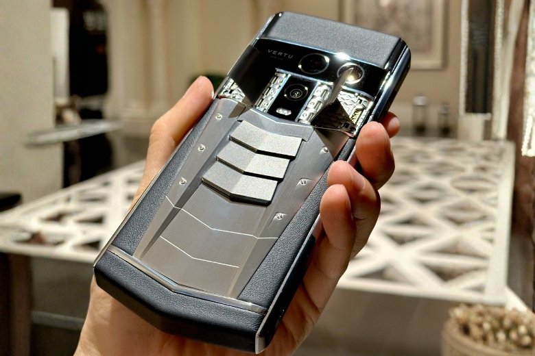 Vertu Agent Q Black Quality Kit Titanium Silver Supercar Ink Jade Black 1