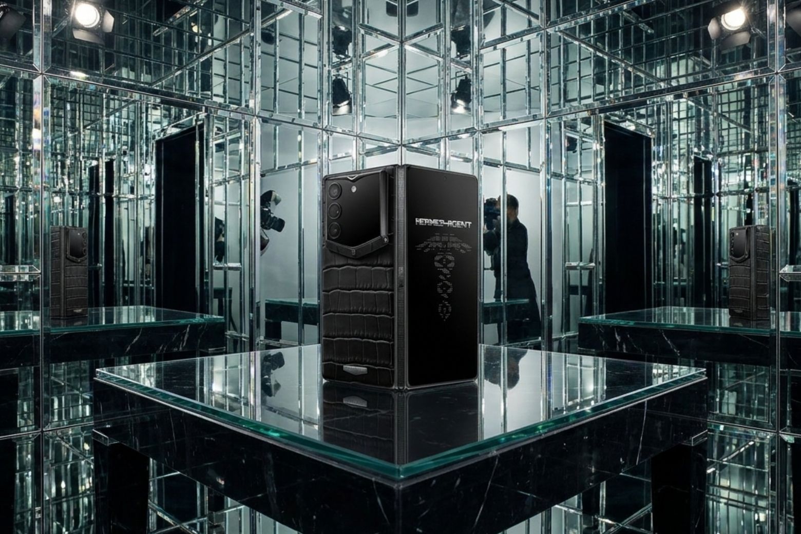 Vertu AlphaFold Black Advanced Set Iron Black 1TB VN 2 Vertu AlphaFold Black Advanced Set Iron Black 1TB VN 2 1