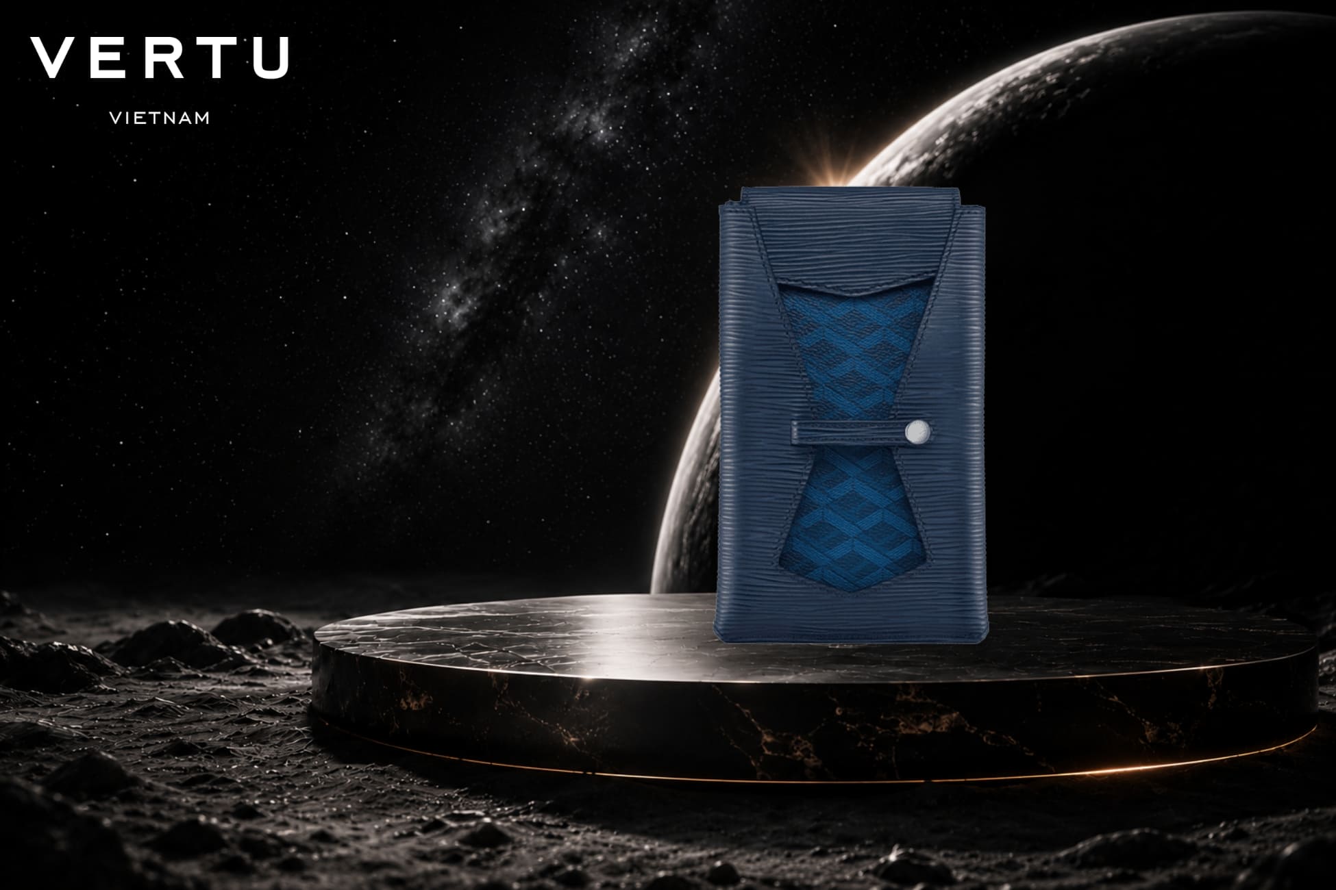 Top phụ kiện điện thoại Vertu cho giới thượng lưu 3 Vertu Folded V Link Utility Pouch Blue