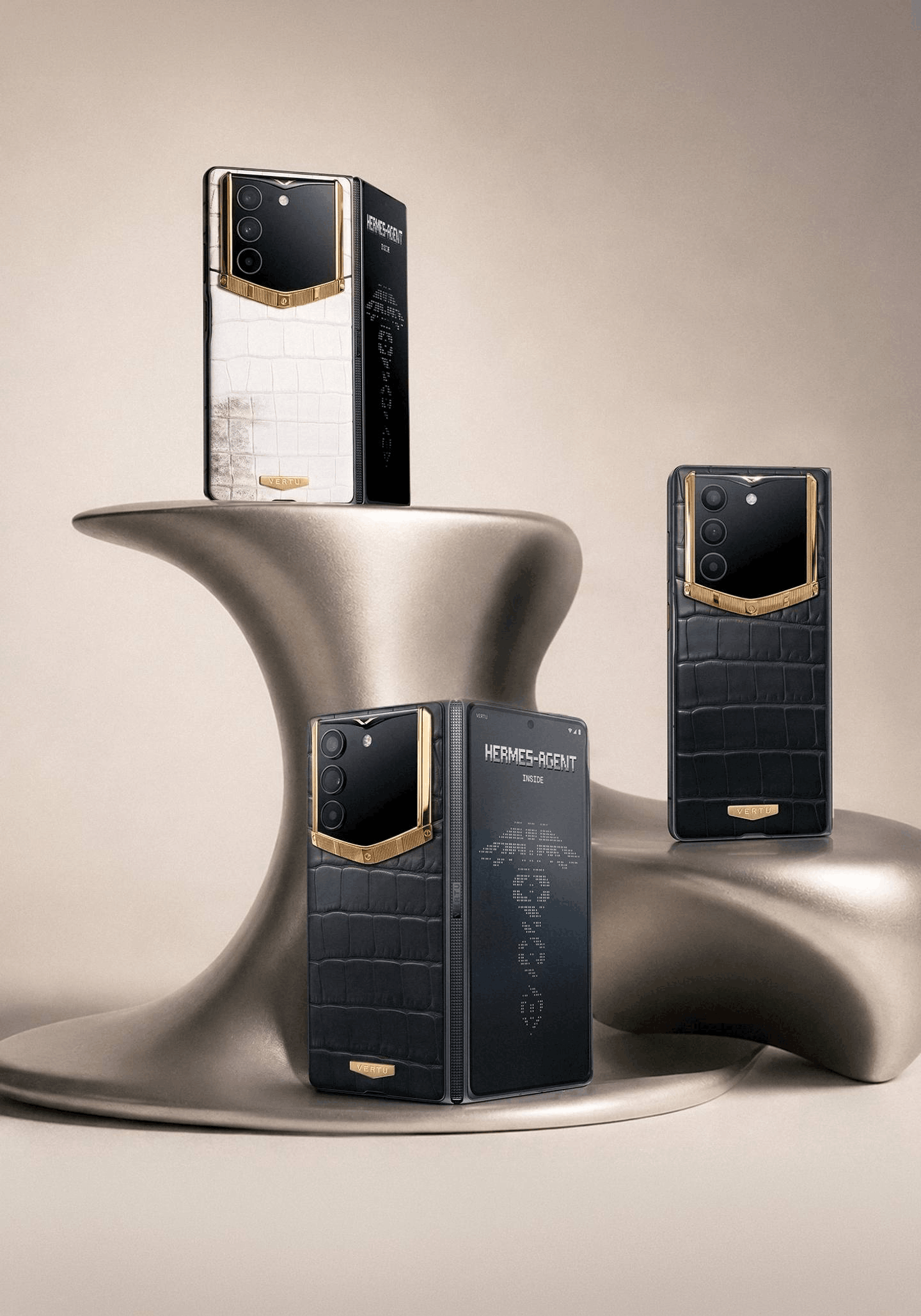Banner Vertu Alpha Fold Mobile