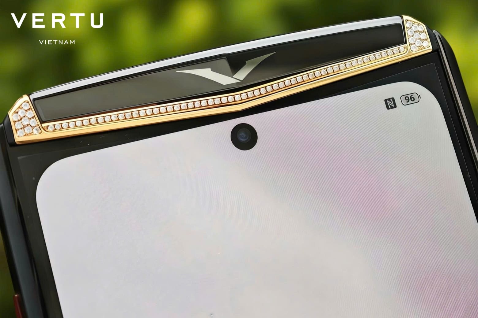 Vertu Agent Q Vertu Vietnam Mat Truoc